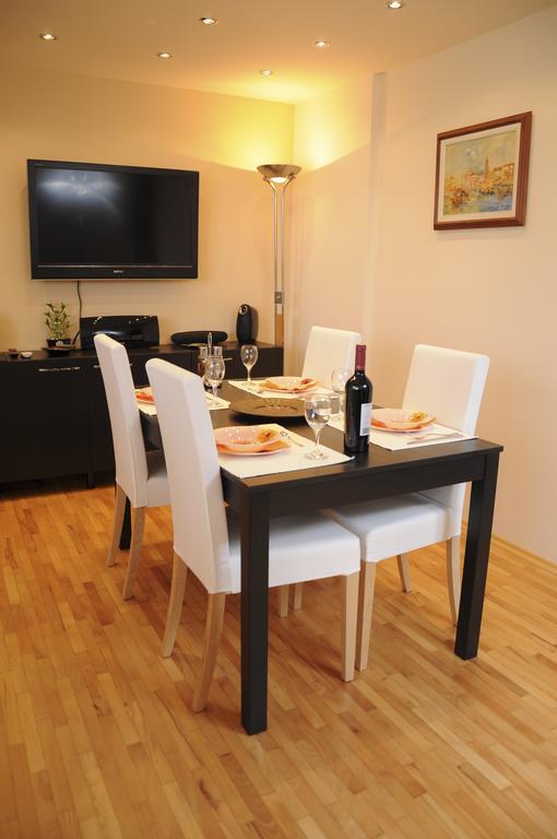 Derelli Elegance Apartment Szófia Szoba fotó